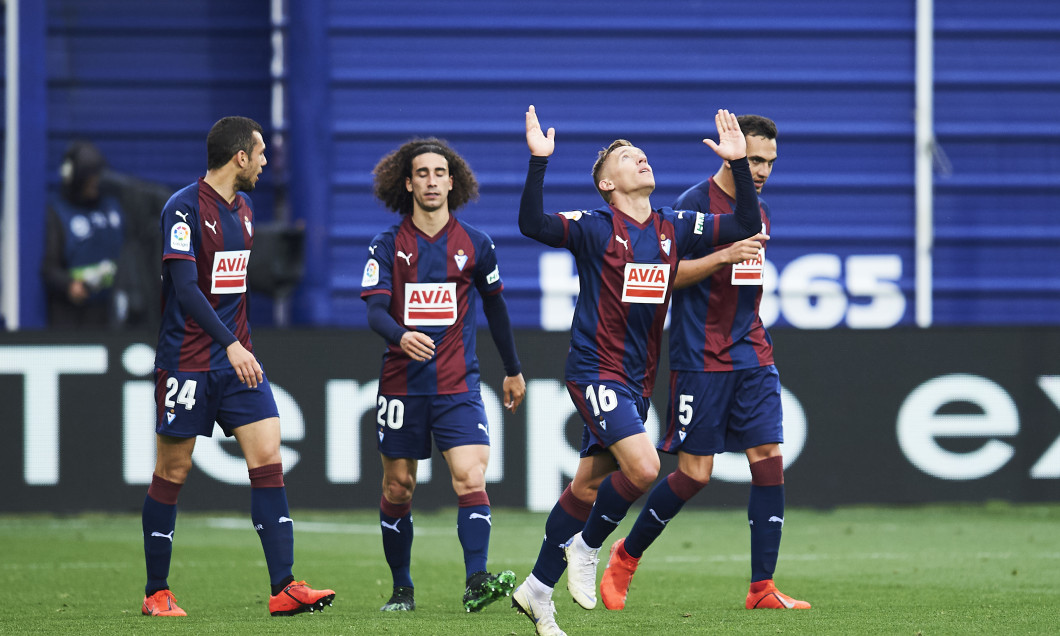 SD Eibar v FC Barcelona - La Liga