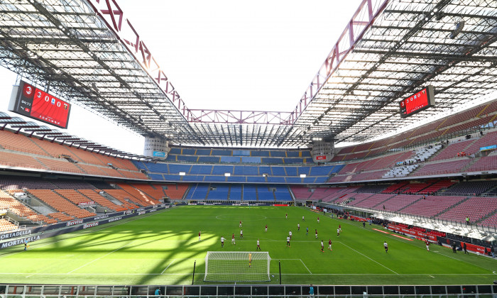 AC Milan v Genoa CFC - Serie A