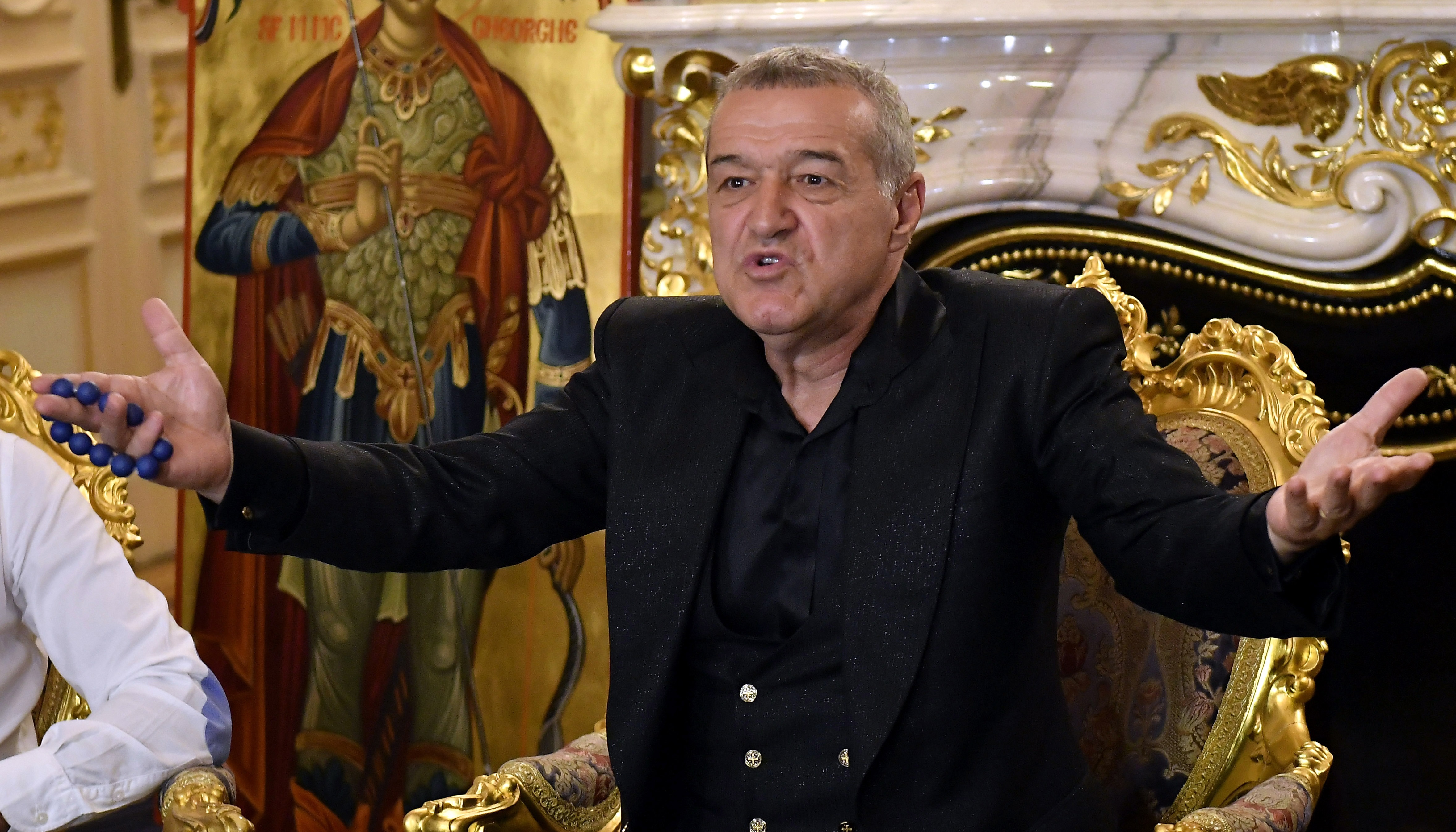 După scorul de polo din Serbia, Gigi Becali s-a decis: vrea imediat un portar. Două variante pentru FCSB, una de la Dinamo