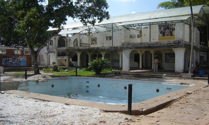 Hacienda N‡poles: The Home of a Former Drug Lord, Now a Theme Park