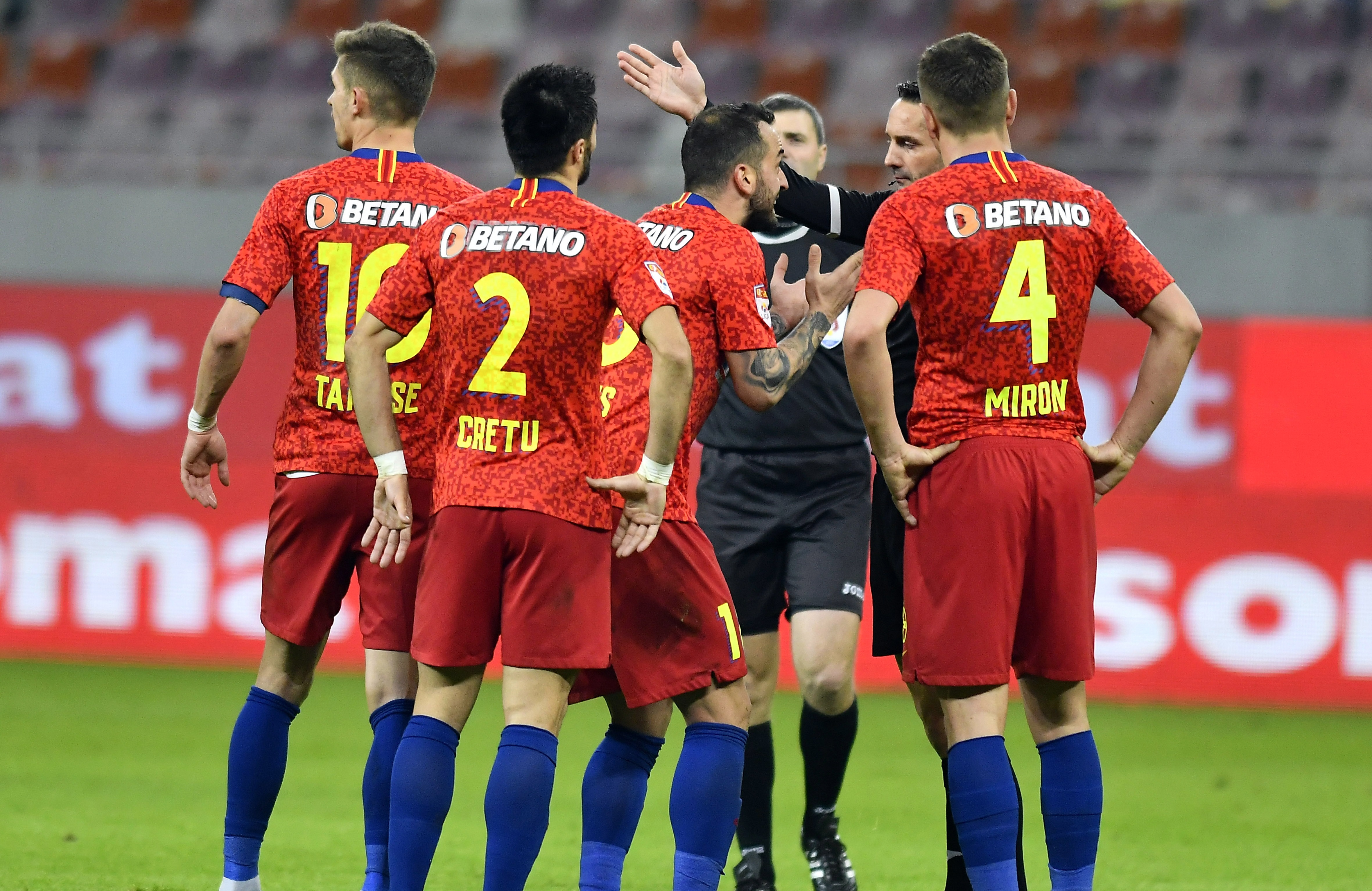 Veste de ultimă oră pentru FCSB. Un jucător s-a recuperat miraculos și poate evolua cu Liberec. 13 fotbaliști au COVID-19