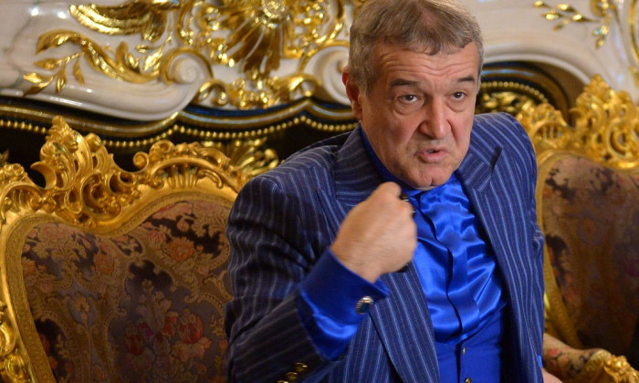 FOTBAL:CONFERINTA DE PRESA FCSB GIGI BECALI PREZENTARE MIHAI TEJA (27.12.2018)