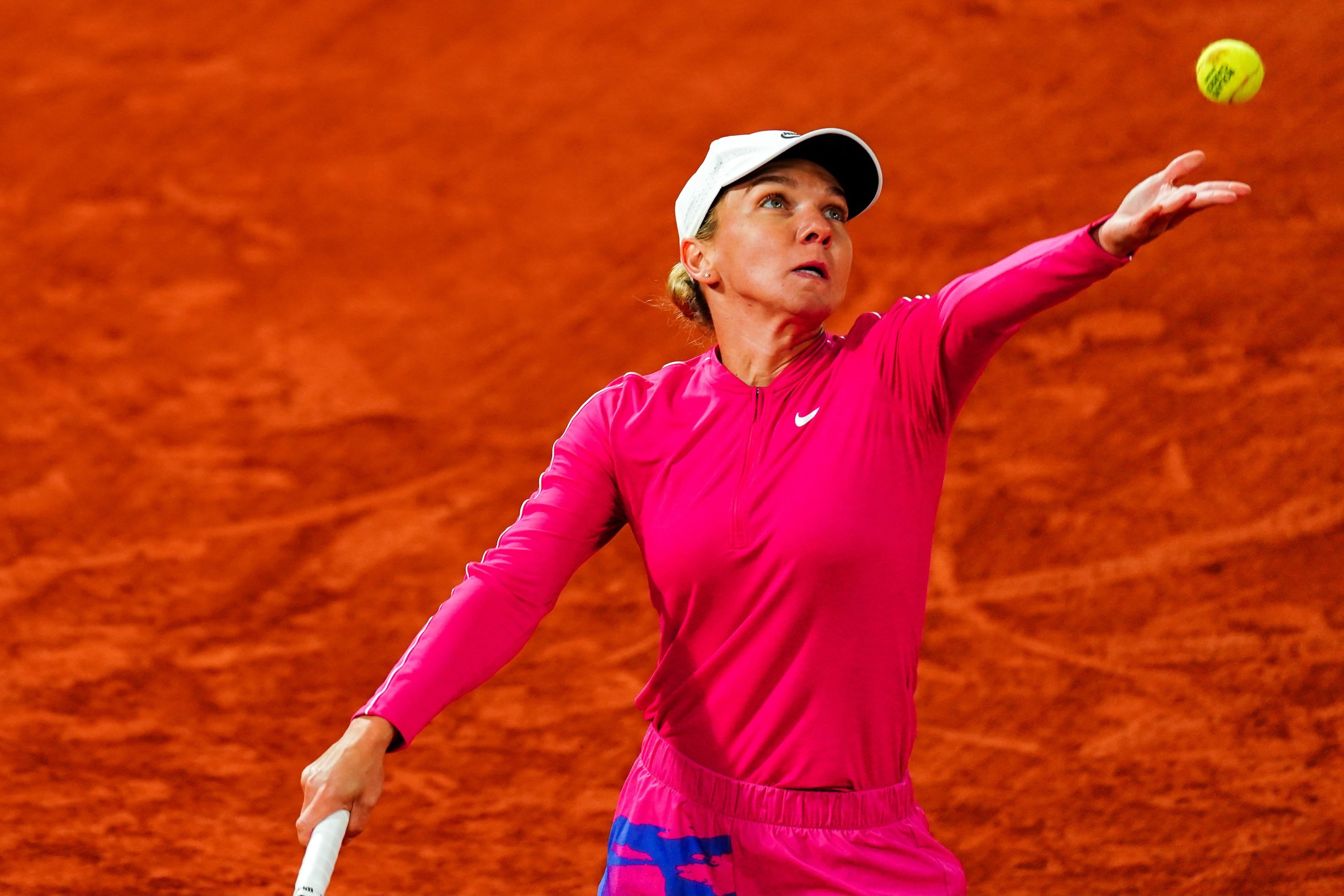 Simona Halep - Sara Sorribes Tormo 2-4, ACUM, în primul tur la Roland Garros. Două break-uri consecutive cedat de româncă