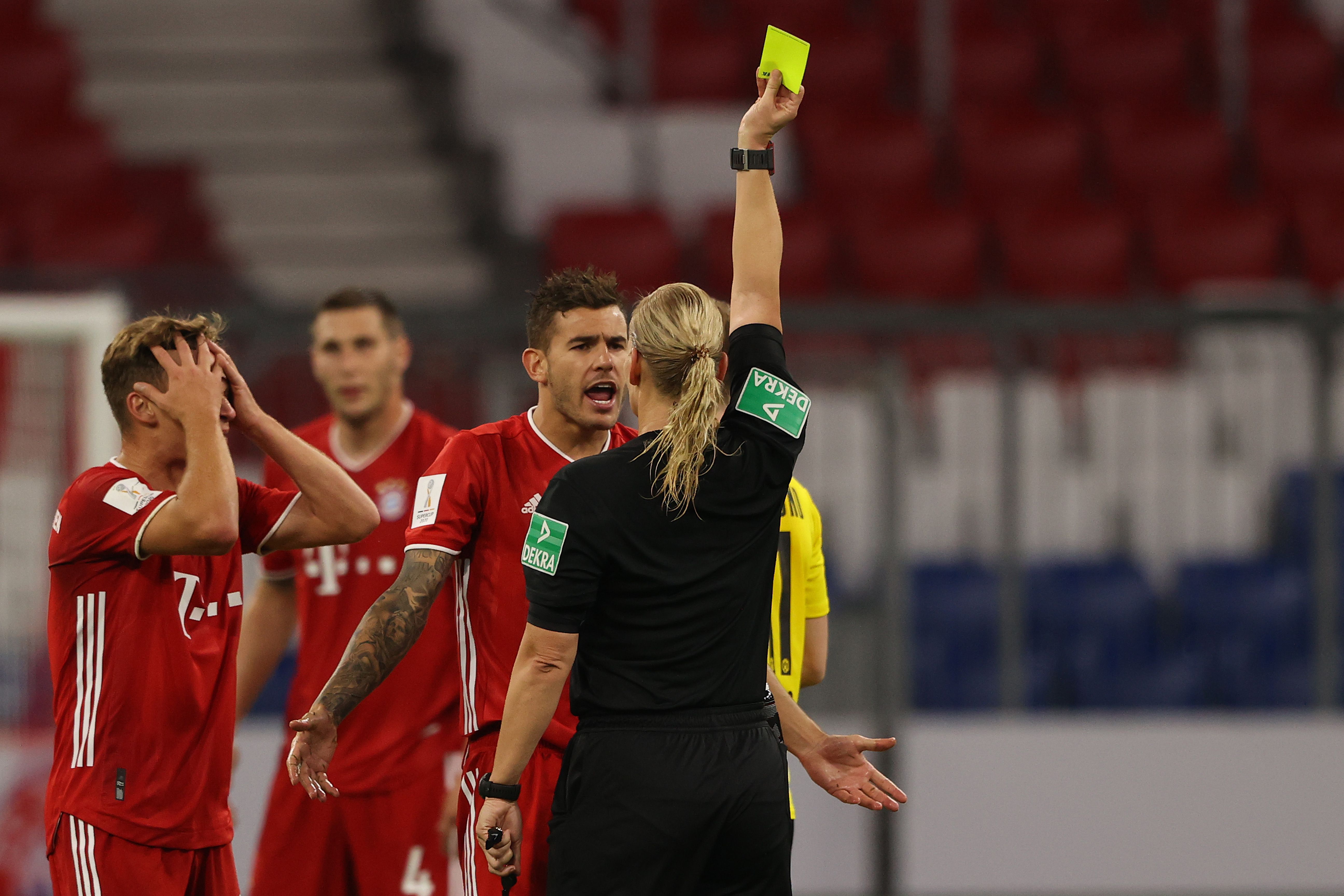 Bayern - Dortmund nu s-a văzut în Iran din cauza arbitrei. De ce s-a renunțat la meci pe ultima sută de metri