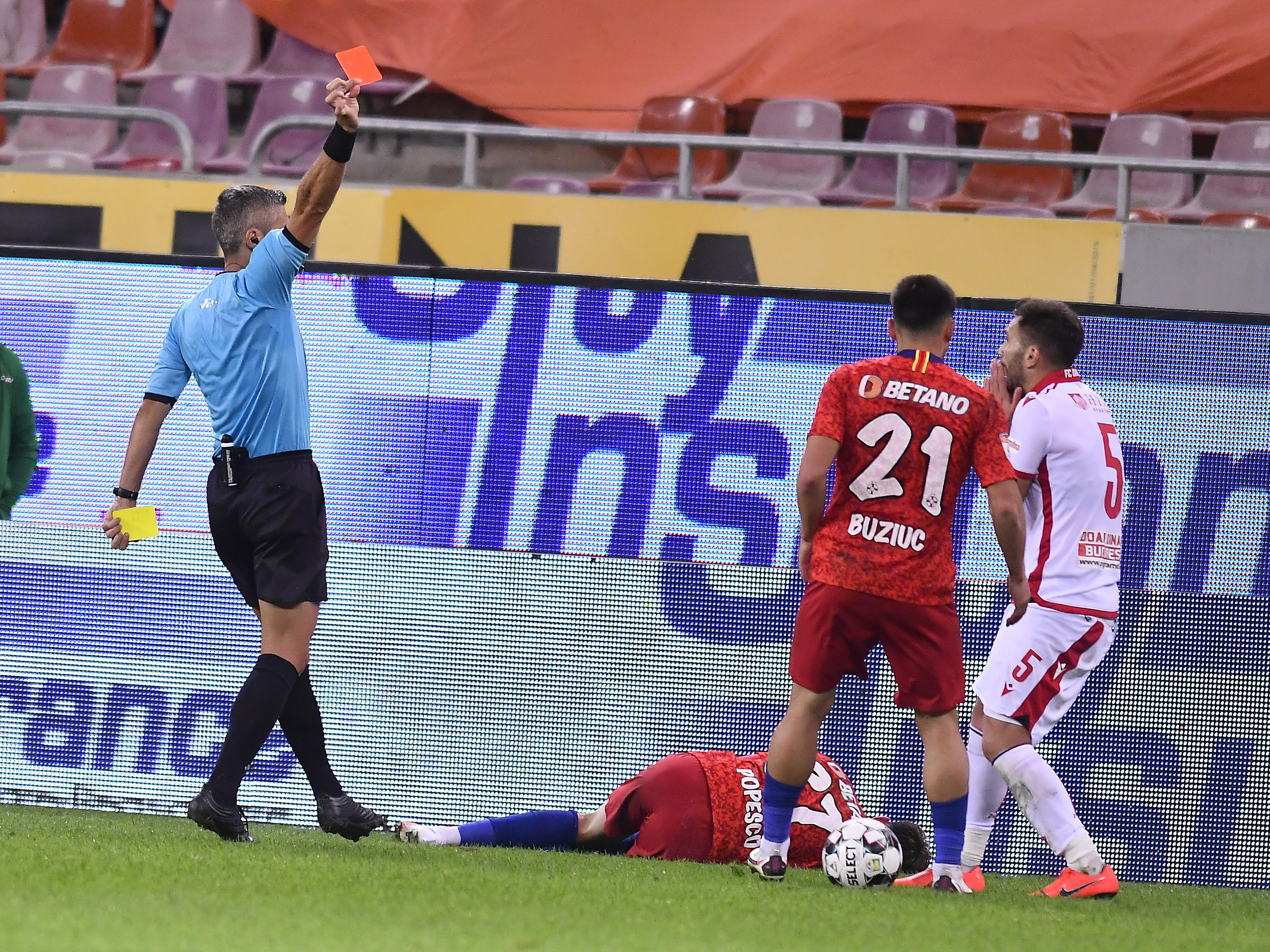 FCSB - Dinamo 3-2 | Verdictul specialistului după arbitrajul din derby: O catastrofă