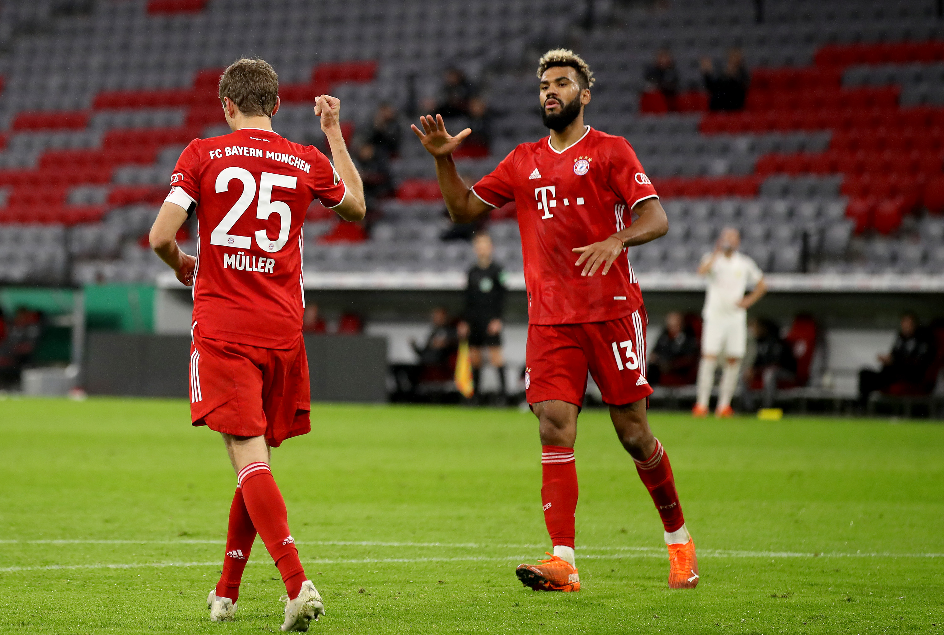 Choupo-Moting, dublă și penalty obținut la debutul pentru Bayern! Camerunezul îi face concurență lui Lewandowski