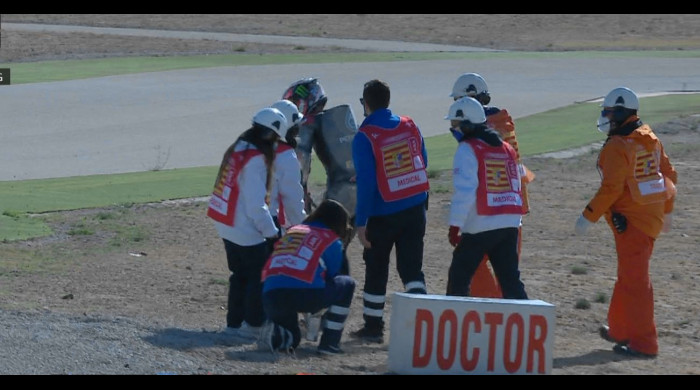 Momentul în care Fabio Quartararo e aruncat în aer de pe motocicletă, la 150 de kilometri/oră/ foto: Digi Sport