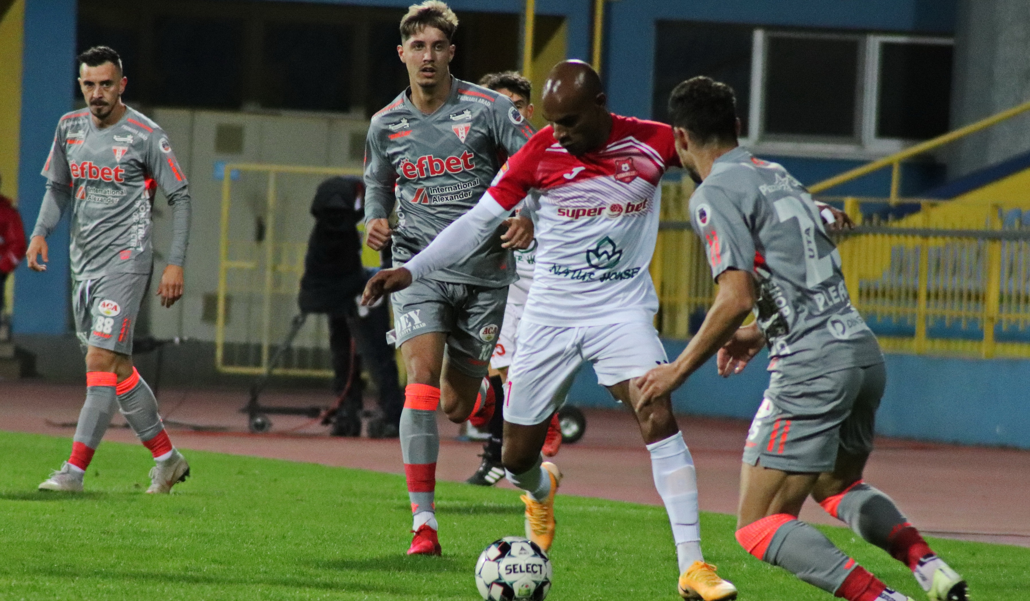 Hermannstadt - UTA Arad 1-1. Sibienii bifează a patra remiză a sezonului, iar arădenii, pe a cincea