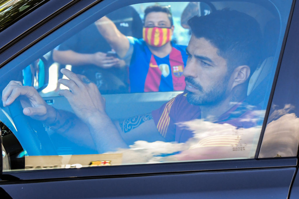Luis Suarez arată din nou că nu mai vrea să audă de Barcelona! Ce decizie a luat în privința fiului său