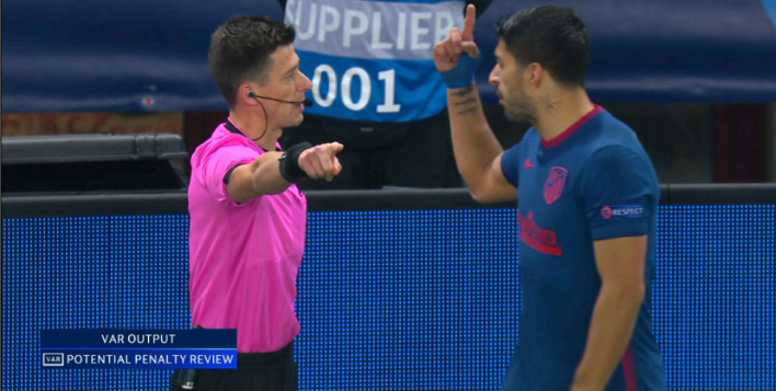 Luis Suarez, faza serii în Champions League! Arbitrul s-a trezit cu el lângă monitorul VAR