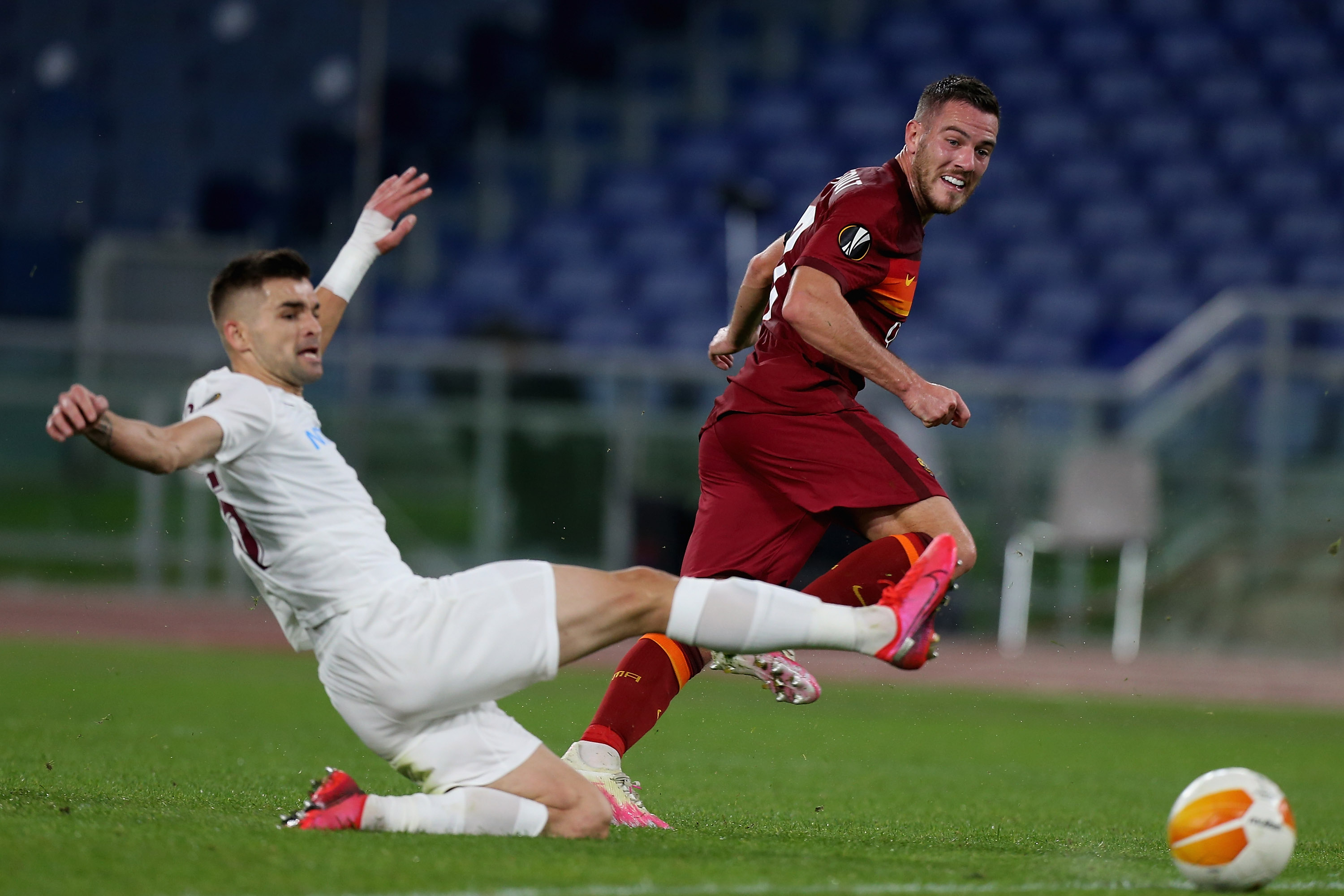 AS Roma - CFR Cluj 3-0, ACUM, pe Digi Sport 1. Carnat, ocazie mare pe Olimpico