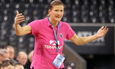 HANDBAL FEMININ: UNIVERSITATEA CLUJ - HC ZALAU, LIGA NATIONALA