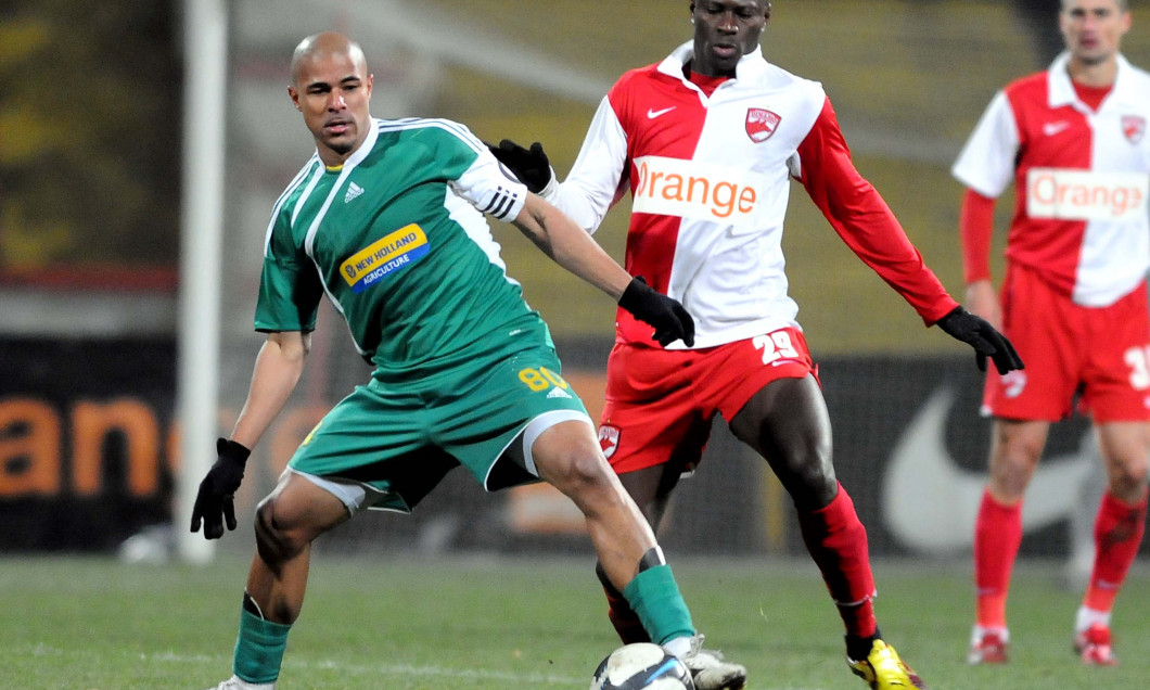 1.FOTBAL:DINAMO BUCURESTI-FC VASLUI 1-1,LIGA 1 (13.12.2009)