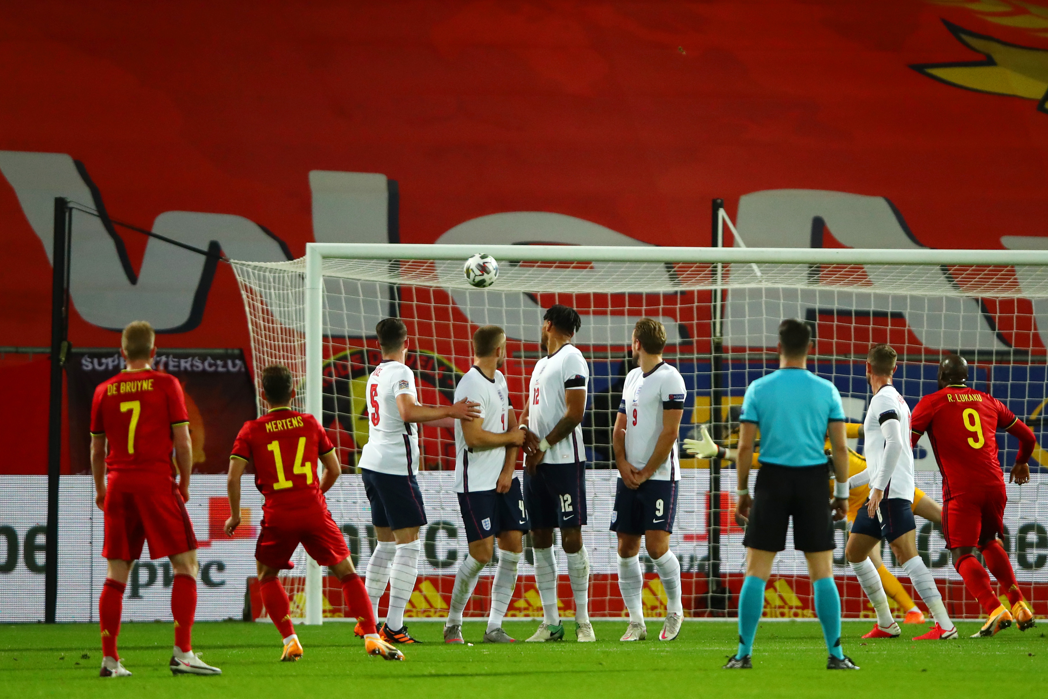 Dries Mertens, gol superb în Belgia - Anglia! Cum l-a învins atacantul pe Pickford