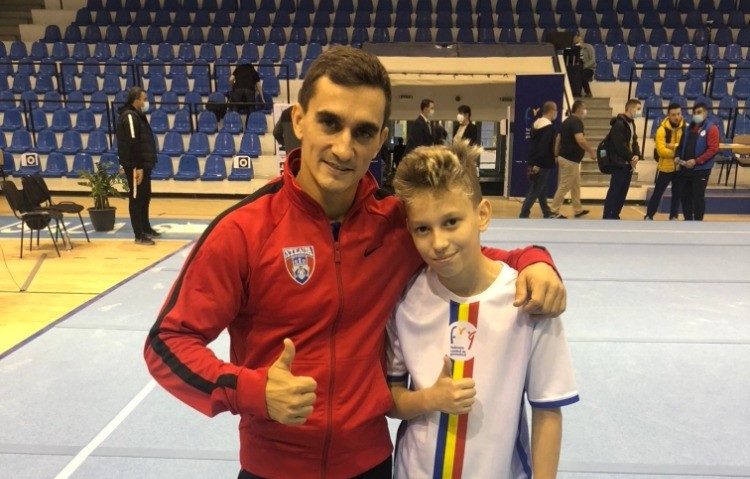 Moment unic în gimnastica românească! Marian Drăgulescu și fiul său au participat la același concurs