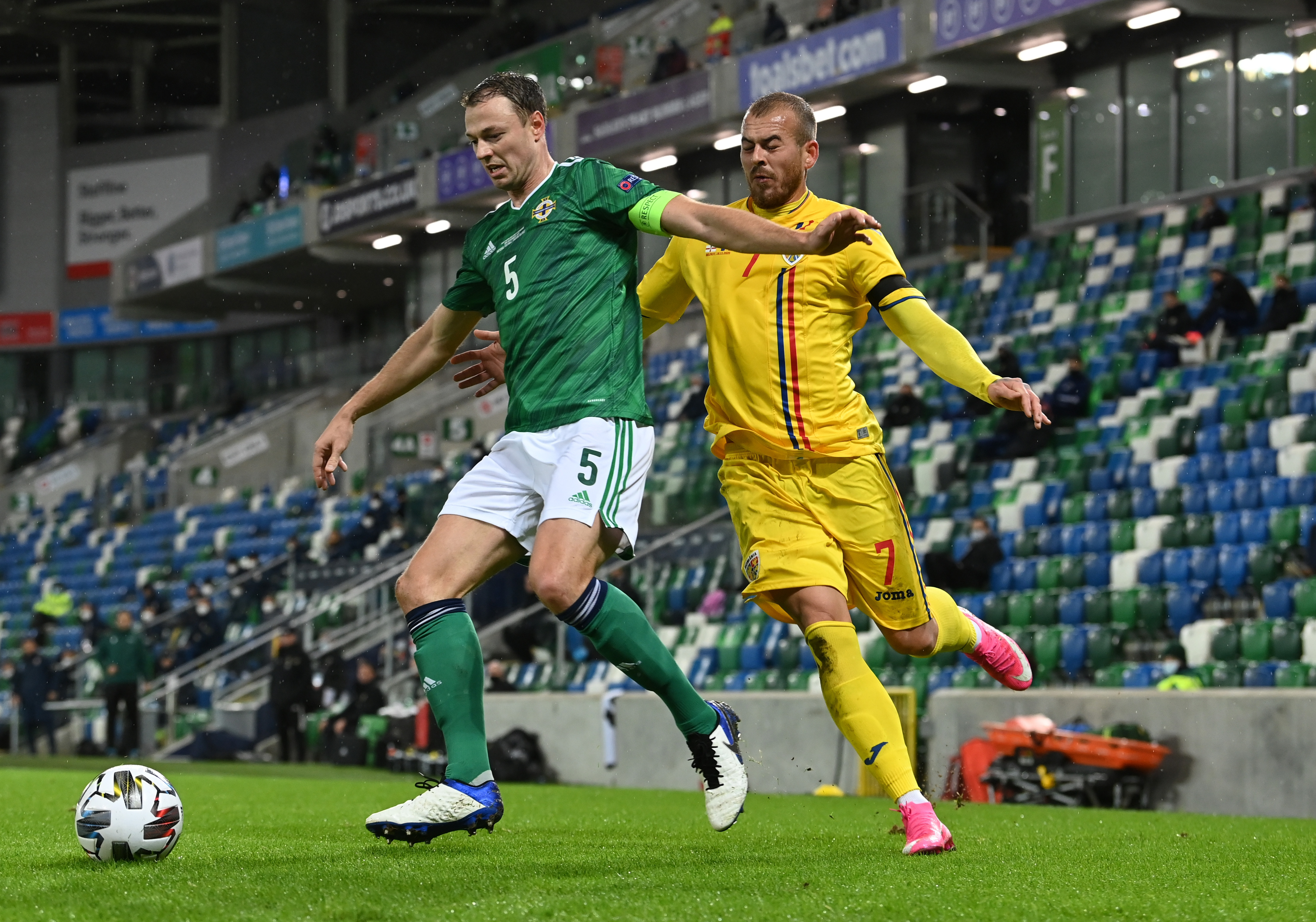 Denis Alibec răspunde criticilor venite după meciul cu Irlanda de Nord: ”Dacă batem, sunt ei slabi!”