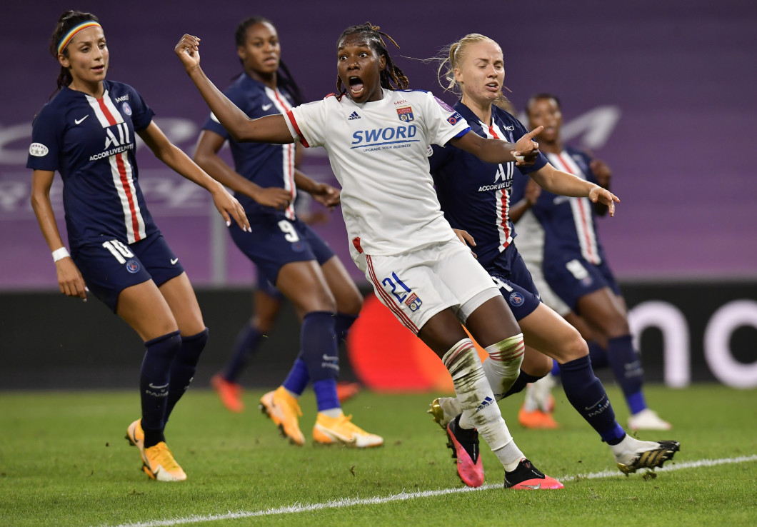 Paris Saint-Germain v Olympique Lyonnais - UEFA Women's Champions League Semi Final