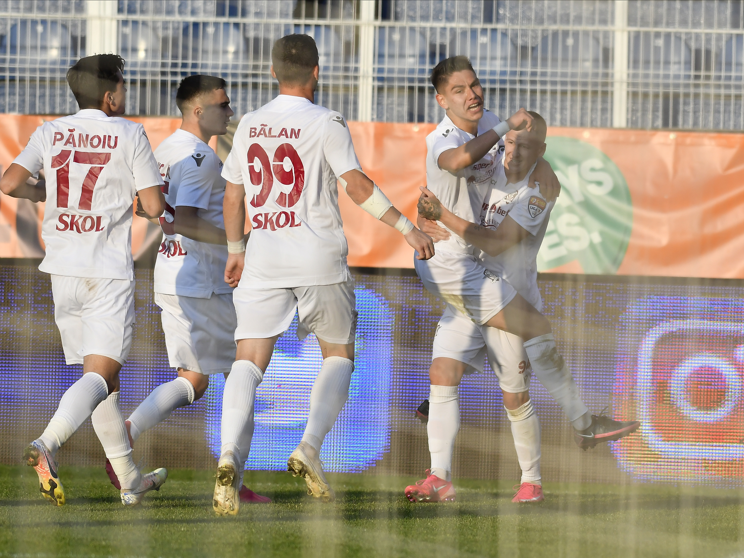Liga 2, etapa 13 | Aerostar Bacău - Rapid 1-2, ACUM, la Digi Sport 1. Moldovenii revin în meci, Nastos a fost eliminat!