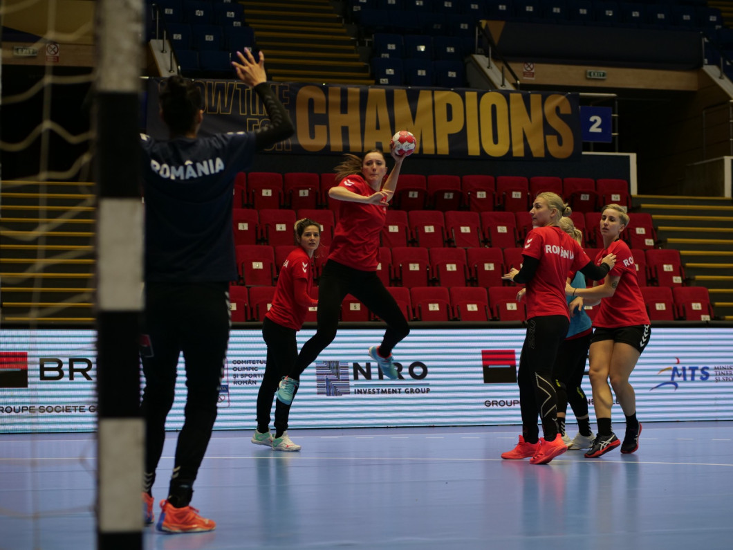 antrenament nationala feminina de handbal (2)