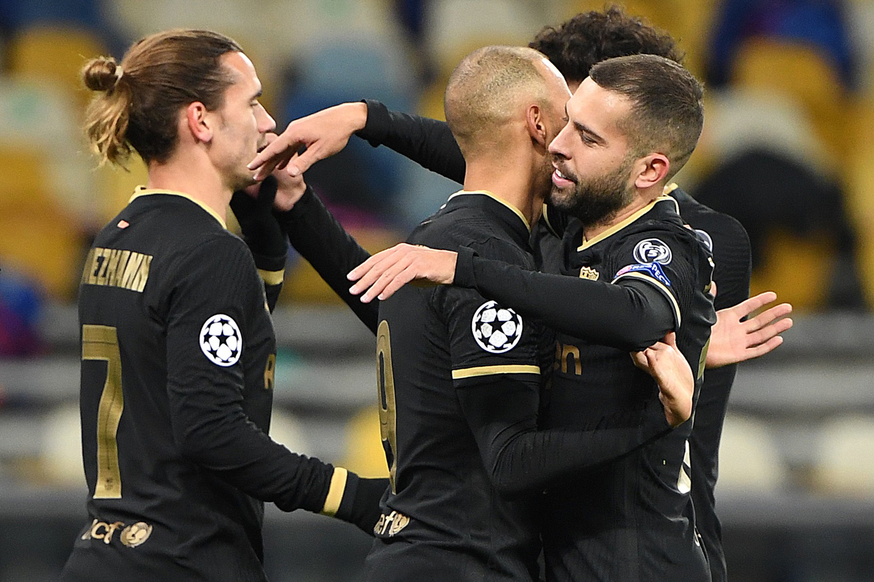 Dinamo Kiev - Barcelona 0-4. Victorie categorică a catalanilor, fără Messi și de Jong
