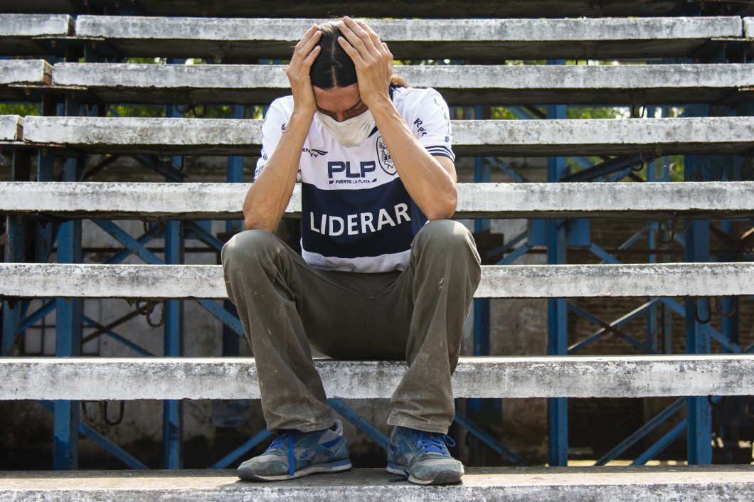Argentinians Shocked By Sudden Death of Diego Maradona