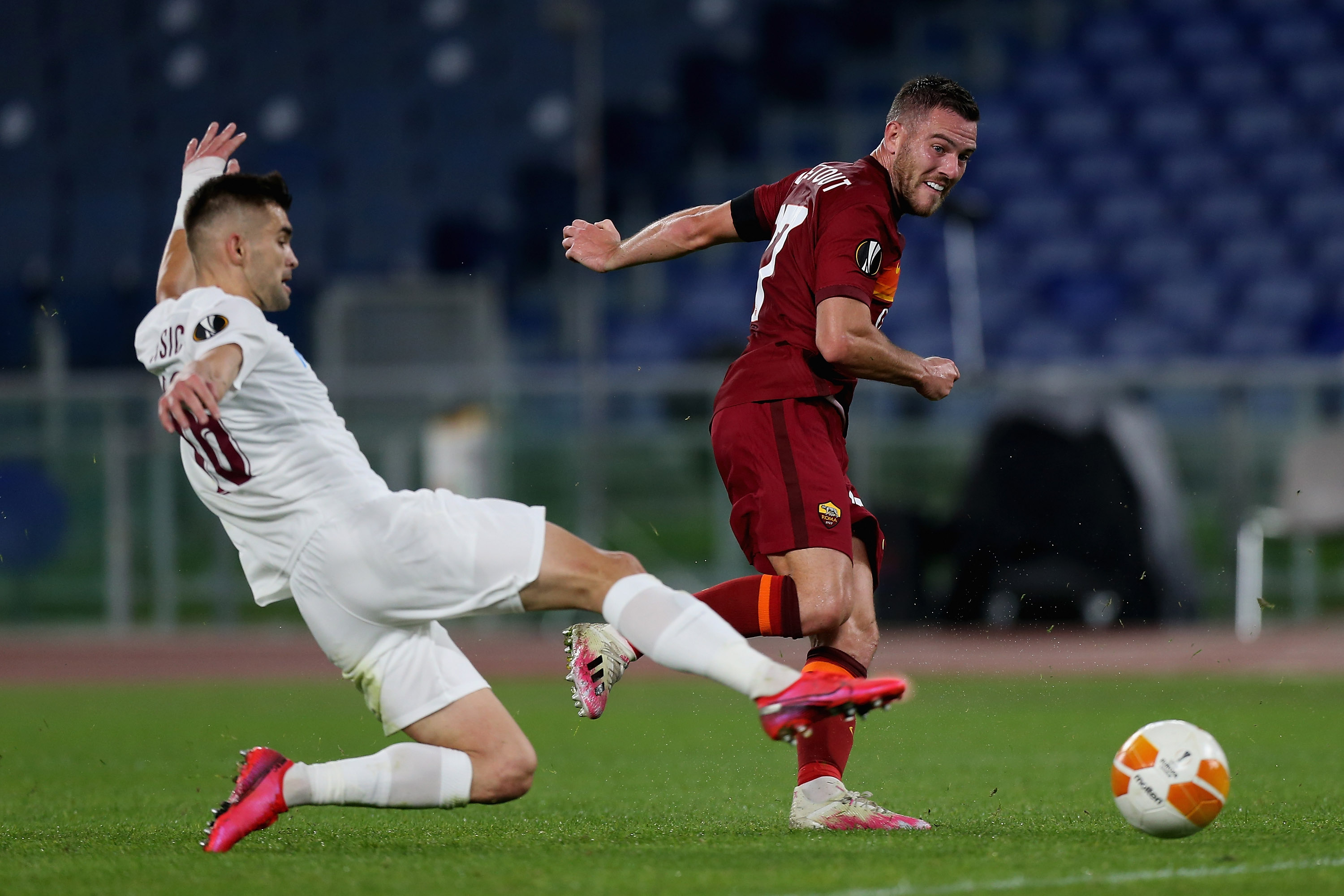 CFR Cluj - AS Roma 0-0, ÎN DIRECT la Digi Sport 1. Ceața, adversar în plus în Gruia