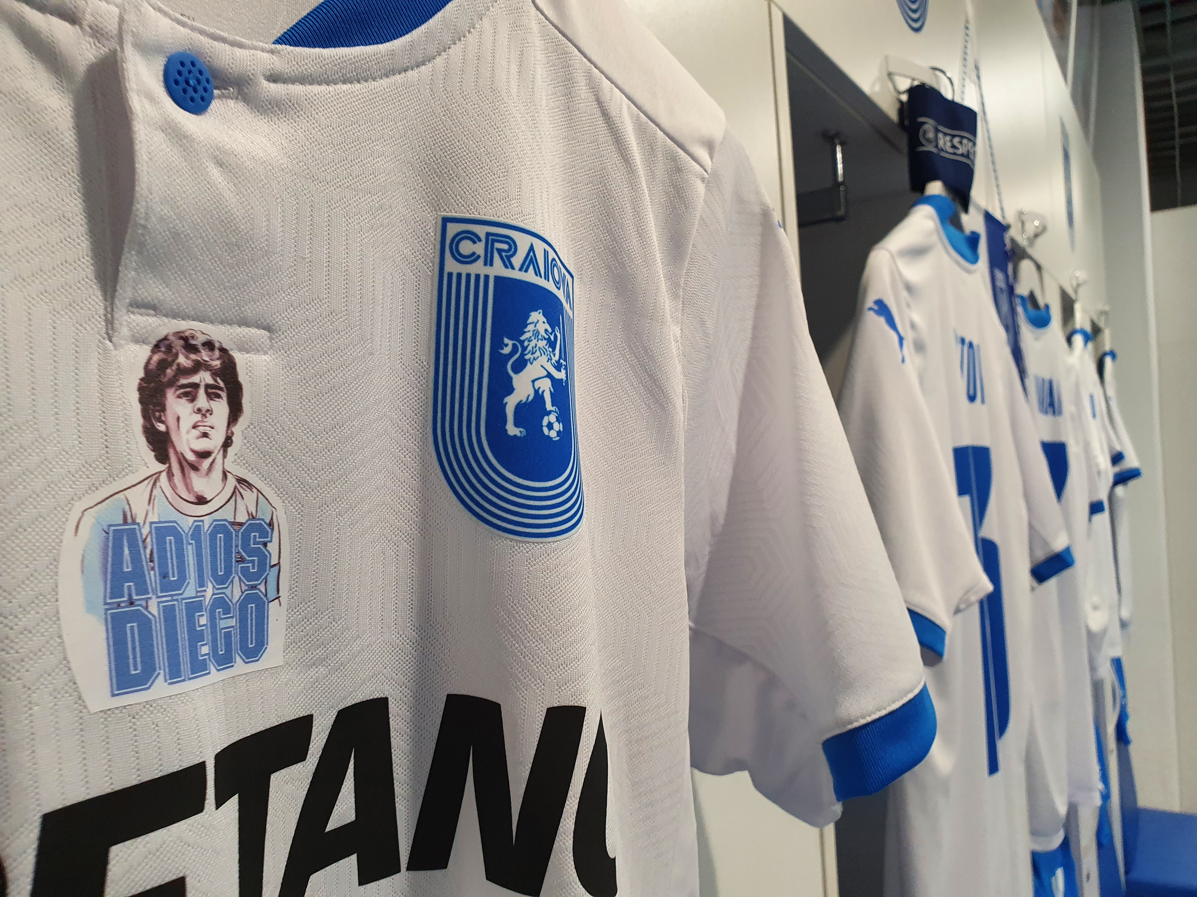 Craiova, tricouri cu chipul lui Diego Maradona. Ce au putut să facă adversarii la pauză, când erau conduşi cu 3-0