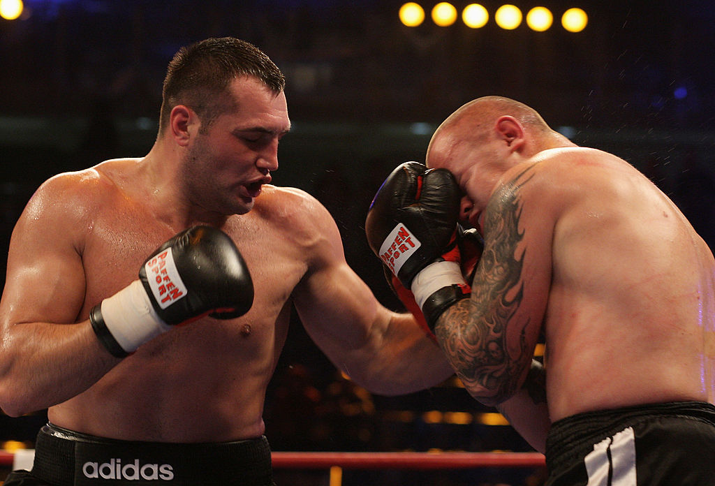 Cristian Ciocan, învins la puncte de un pugilist mai înalt cu 12 cm. Ce palmares are gălățeanul la profesioniști