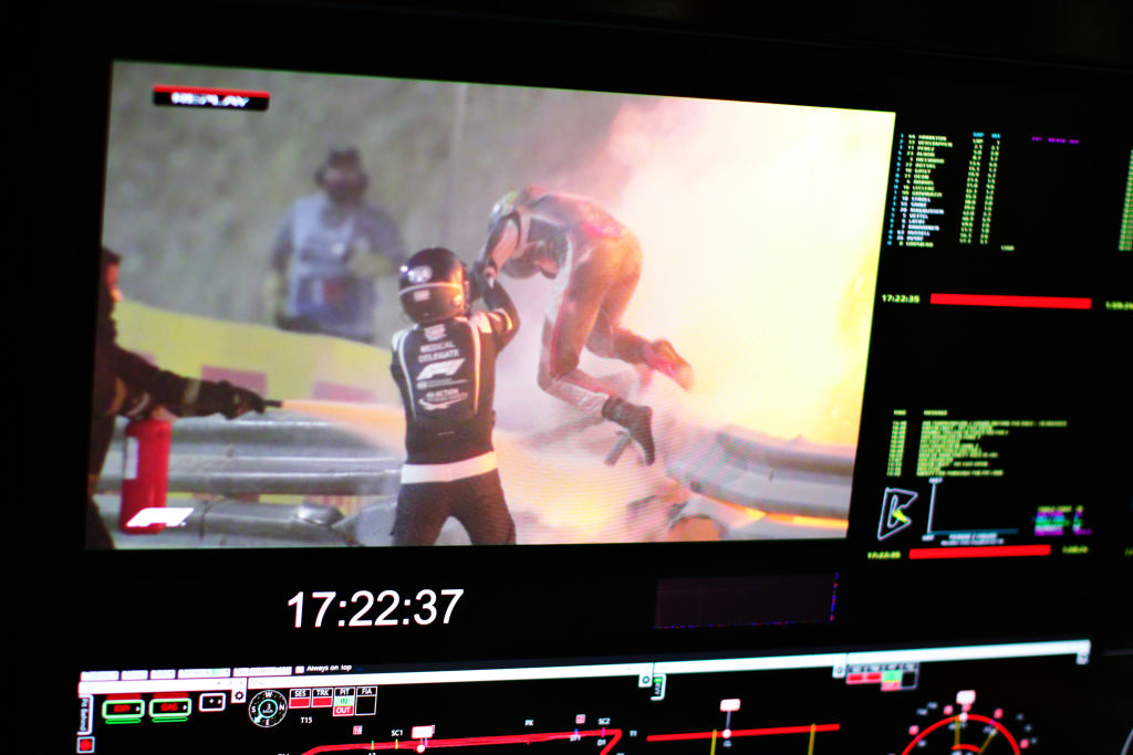 Ce se întâmplă cu Romain Grosjean, după accidentul din care a scăpat ca prin minune