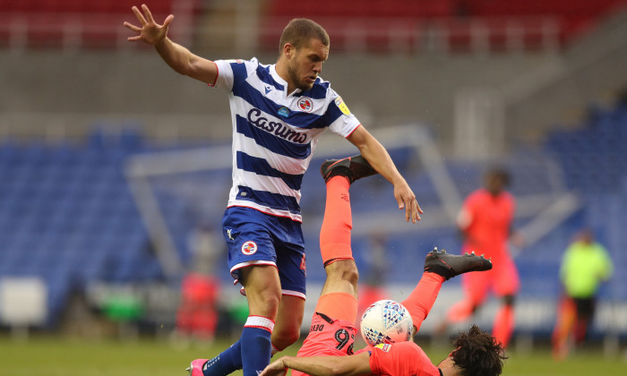 Reading v Huddersfield Town - Sky Bet Championship