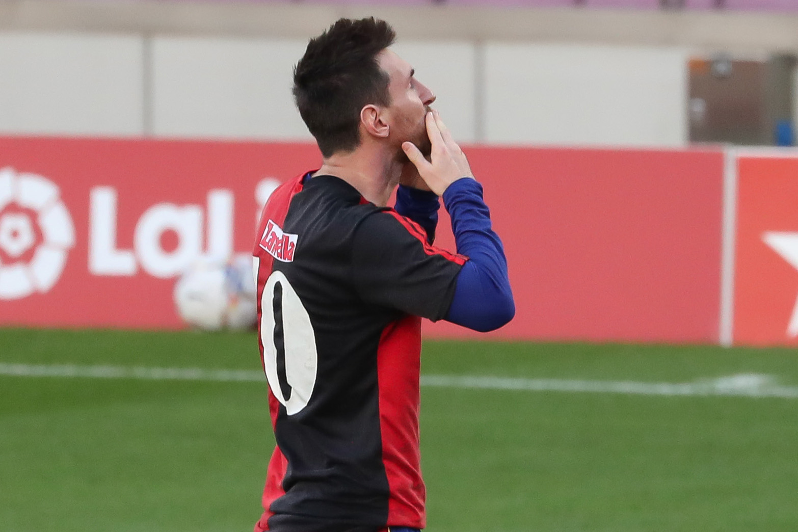A venit nota de plată pentru Messi. Amendă pentru fotbalist și Barcelona, după omagiul adus lui Maradona