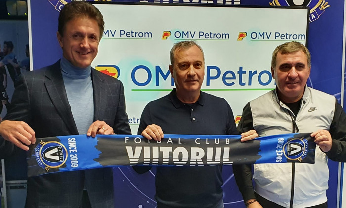 Mircea Rednic, prezentat oficial la Viitorul / Foto: Facebook@Viitorulfc