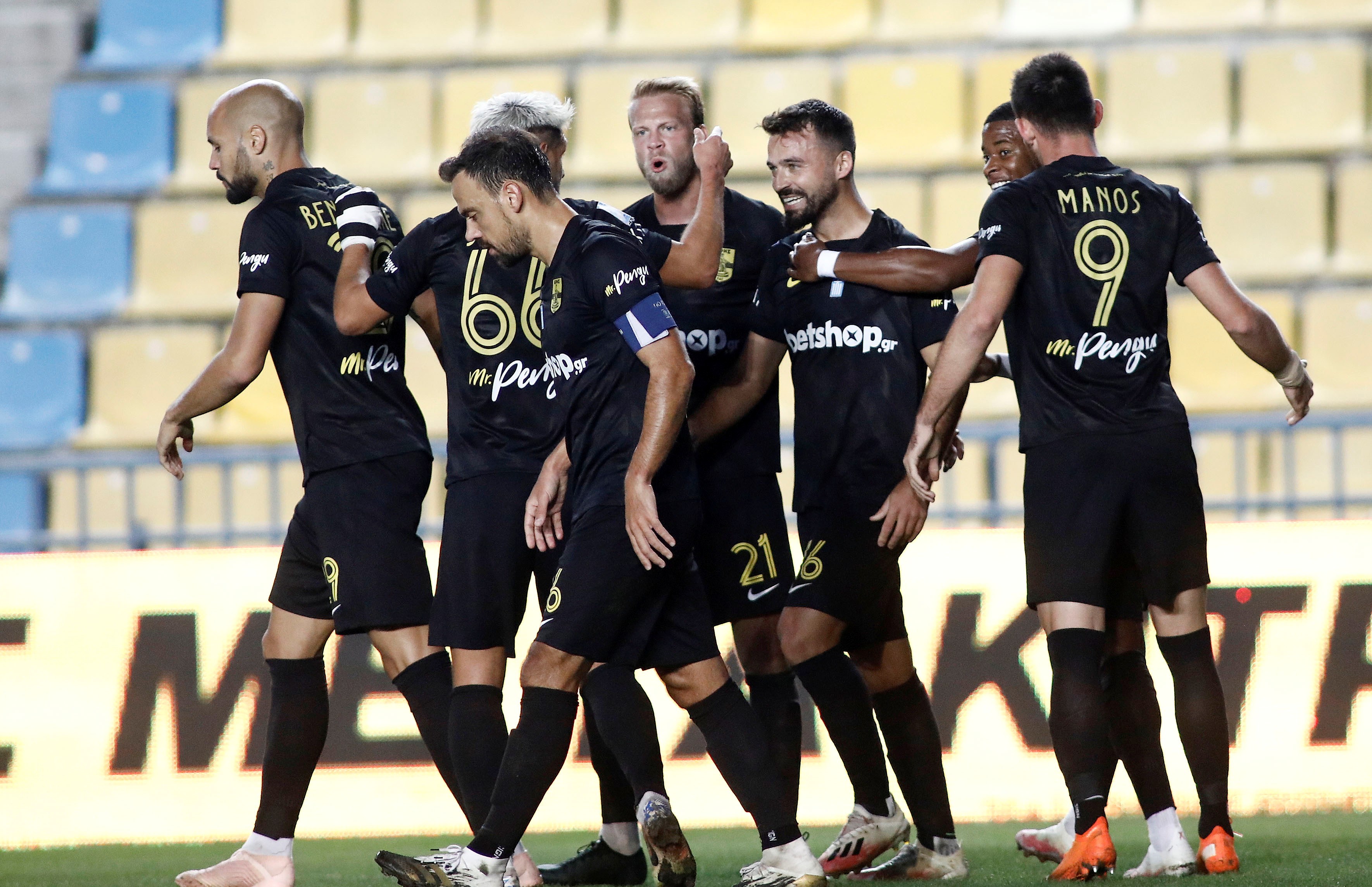 Derby românesc în Grecia! Cristi Ganea i-a învins la scor pe Torje și Steliano Filip