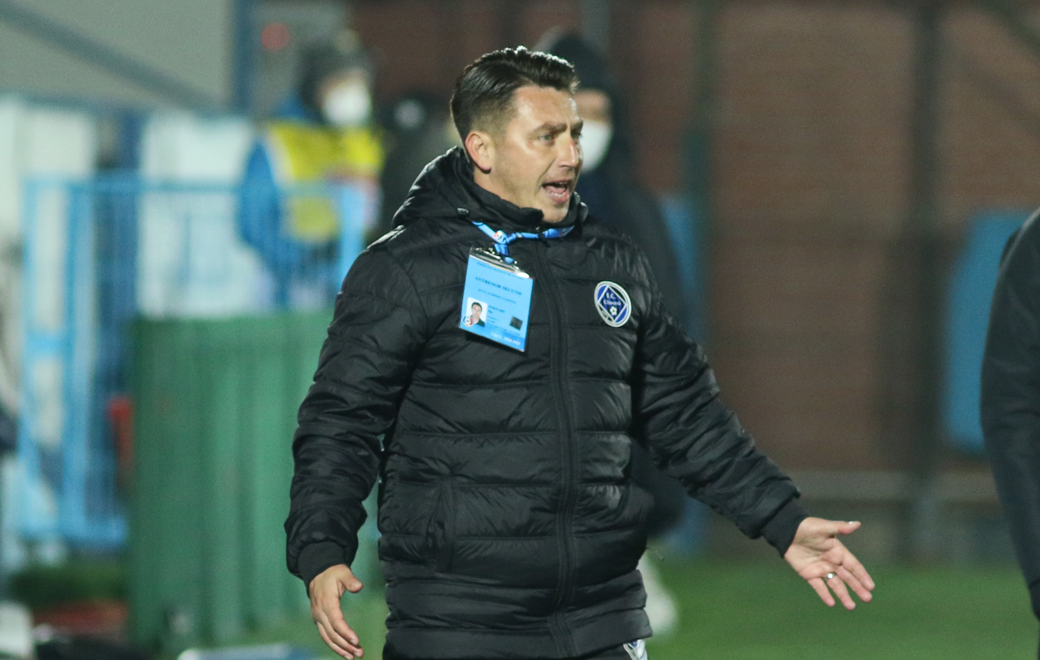 Poenaru pune la zid jucătorii și arbitrii, după egalul cu Viitorul: "Nu se poate așa ceva" / "Dă-ne ce-i al nostru!"