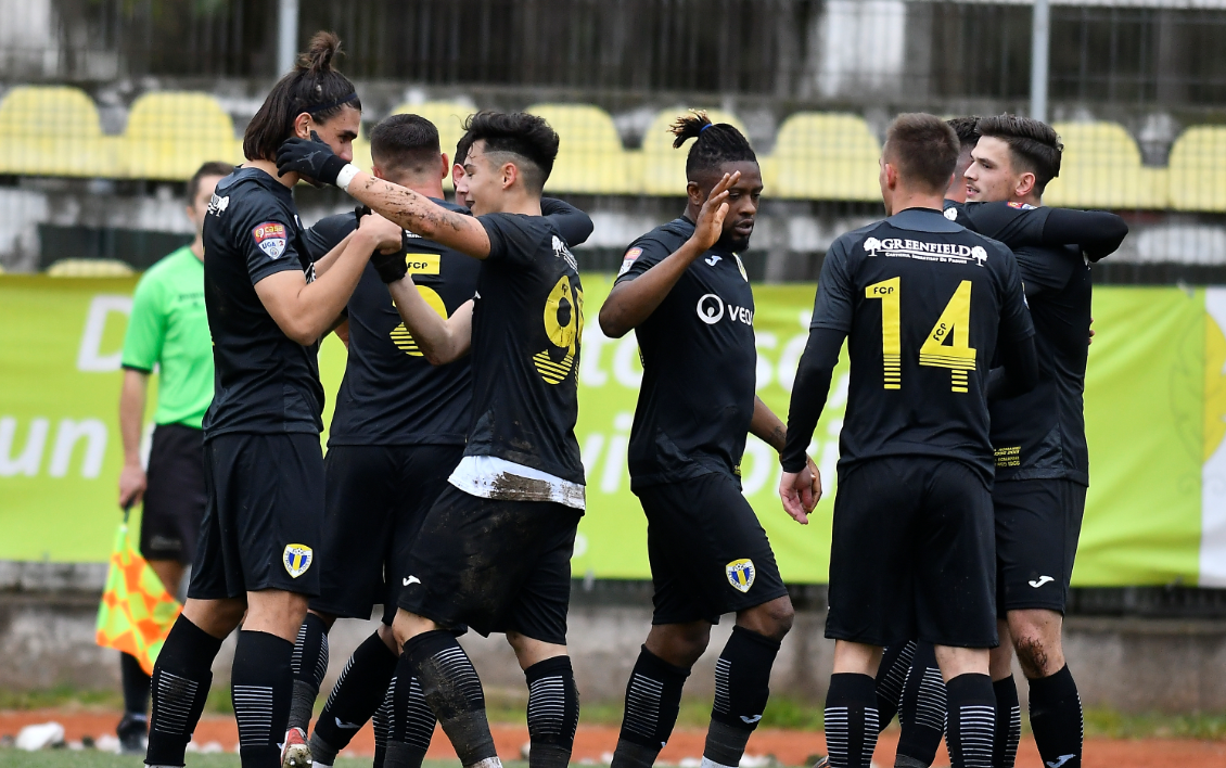 Unirea Slobozia - Petrolul 0-3. Echipa lui Viorel Moldovan a încheiat anul competițional cu o victorie clară