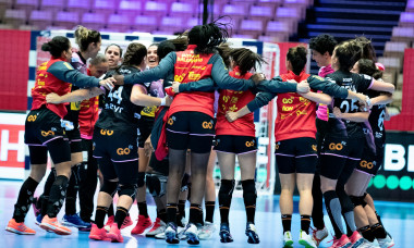 Echipa Spaniei, după victoria cu Cehia de la Euro de Handbal Feminin / Foto: Profimedia