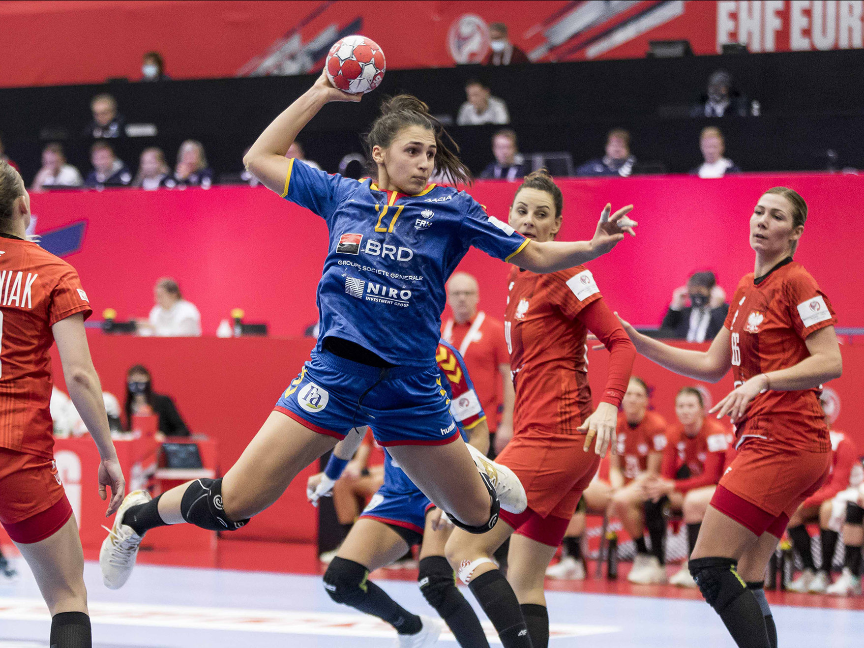 Lorena Ostase, inclusă într-un top select al Campionatului European de handbal