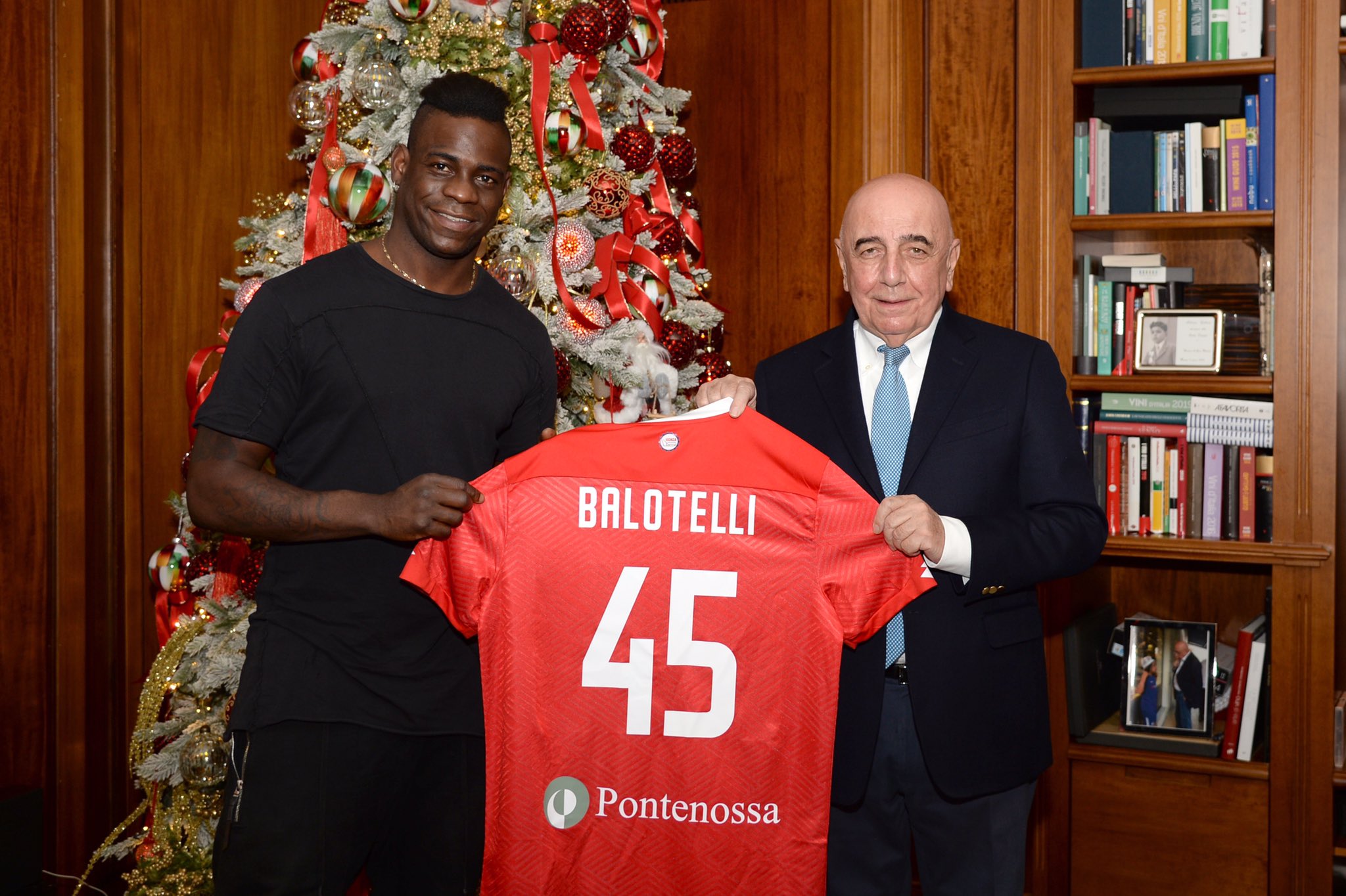 OFICIAL | Mario Balotelli a semnat! Atacantul italian va evolua până la finalul sezonului în Serie B