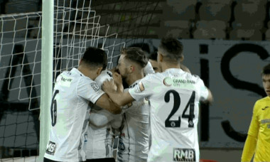 Fotbaliștii lui U Cluj, în meciul cu Dunărea Călărași / Foto: Captură Digi Sport