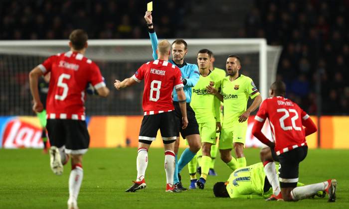 PSV v FC Barcelona - UEFA Champions League Group B