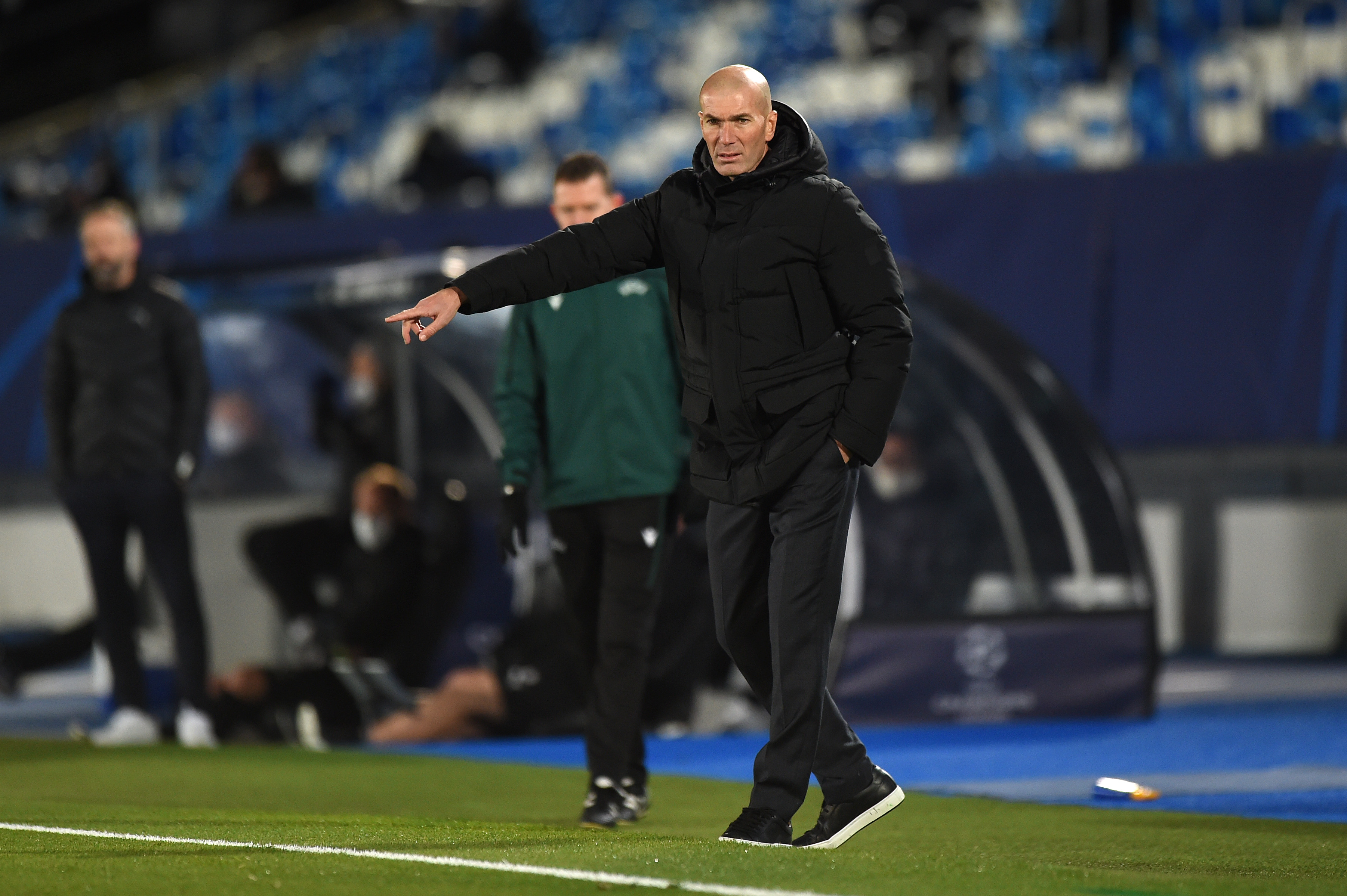 "Zidane merită un monument!" Ce scriu spaniolii, la o săptămână după ce vorbeau de plecarea francezului de la Real