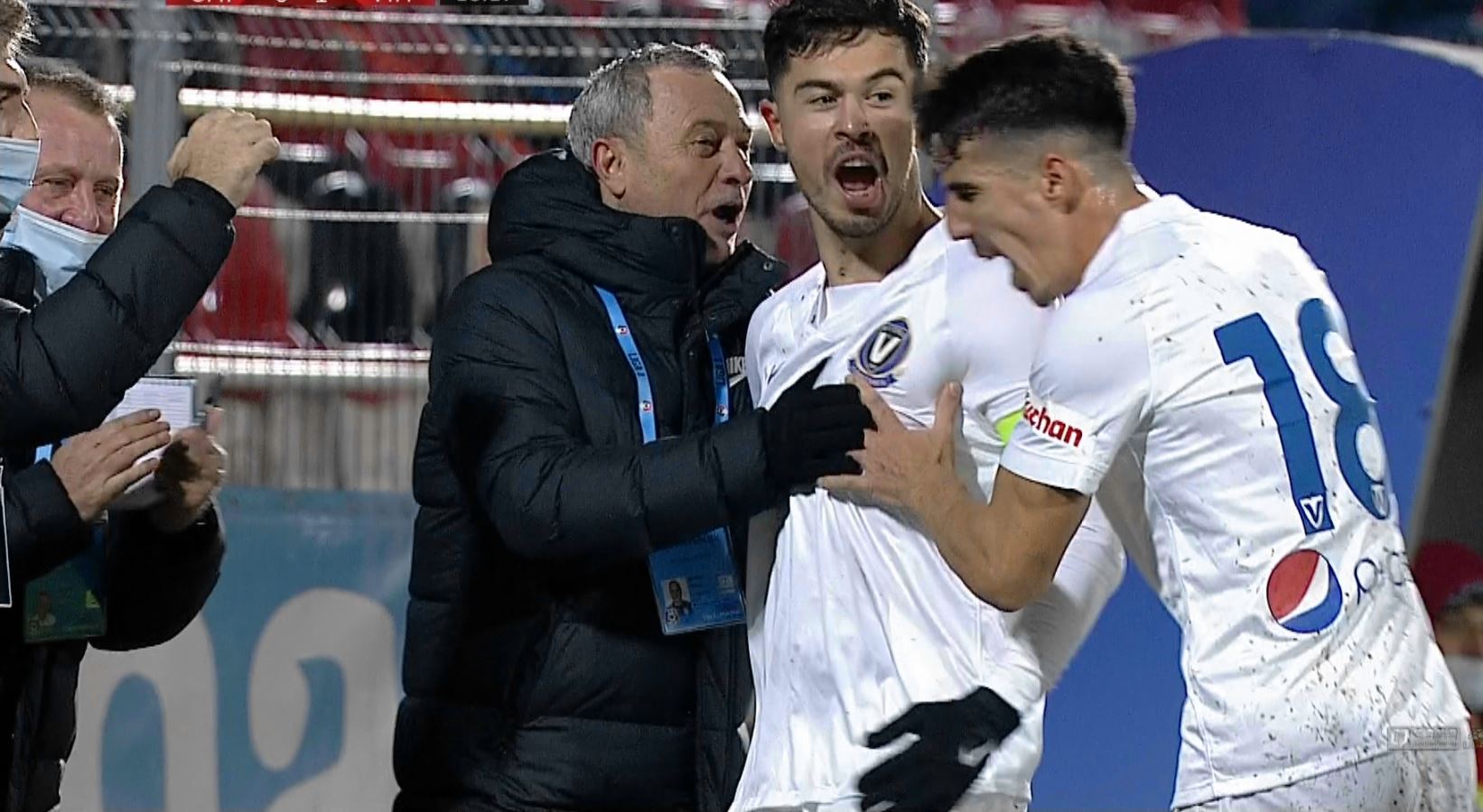 Rednic și Hagi nu vor să audă de vacanță. Cum arată programul Viitorului pentru finalul de an