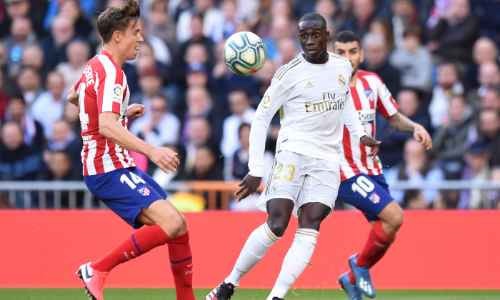 Ferland Mendy și Marcos Llorente, într-un meci Real Madrid - Atletico / Foto: Getty Images