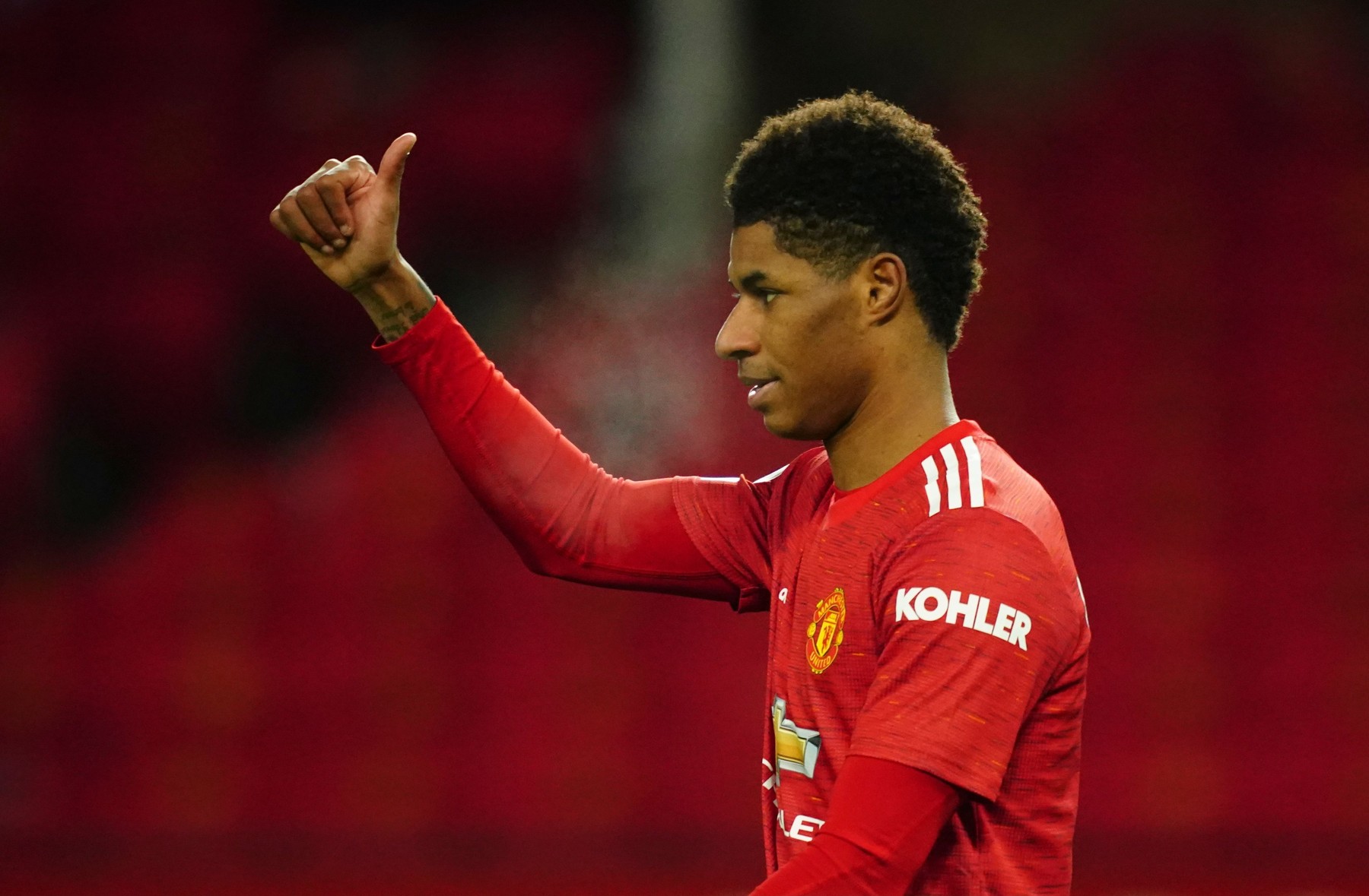 Inspirat de Rashford, un tânăr fotbalist a decis să se implice! Puștiul de 12 ani va hrăni 300 de familii de Sărbători