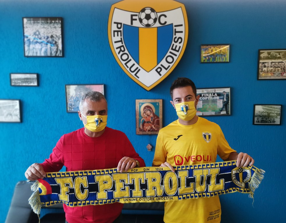 OFICIAL | Petrolul a reușit primul transfer al iernii. Un mijlocaș cu experiență a ajuns pe "Ilie Oană"