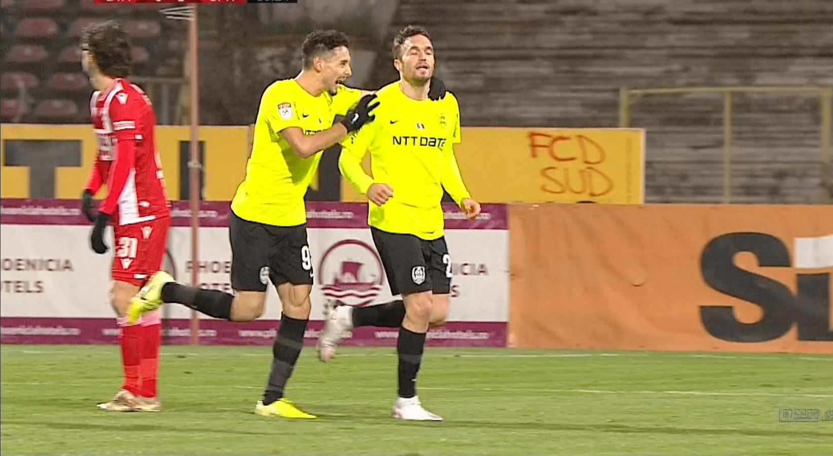 Dinamo - CFR Cluj 0-1, ACUM, la Digi Sport 1. Campioana deschide scorul. A mai avut o ocazie unu-la-unu cu portarul