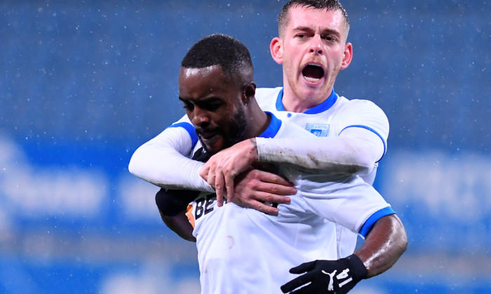 Alex Cicâldău și Reagy Ofosu, în meciul Universitatea Craiova - Gaz Metan / Foto: Sport Pictures