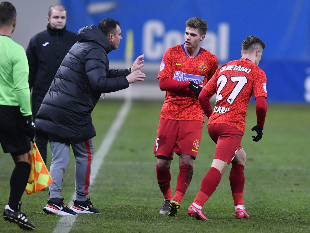 FOTBAL:UNIVERSITATEA CRAIOVA-FCSB, LIGA 1 CASA PARIURILOR (18.12.2020)