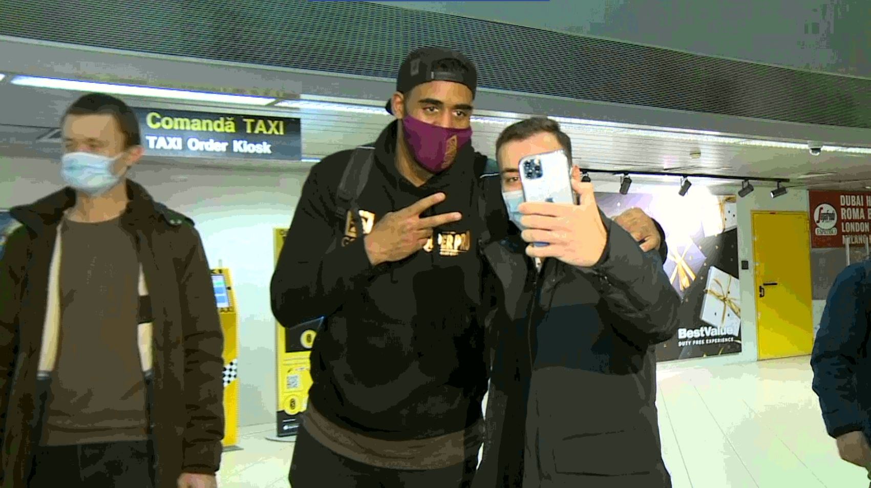 A suferit traume din cauza rasismului, iar acum a ajuns un idol. Ce a păţit Benny Adegbuyi în România: "E dureros!"