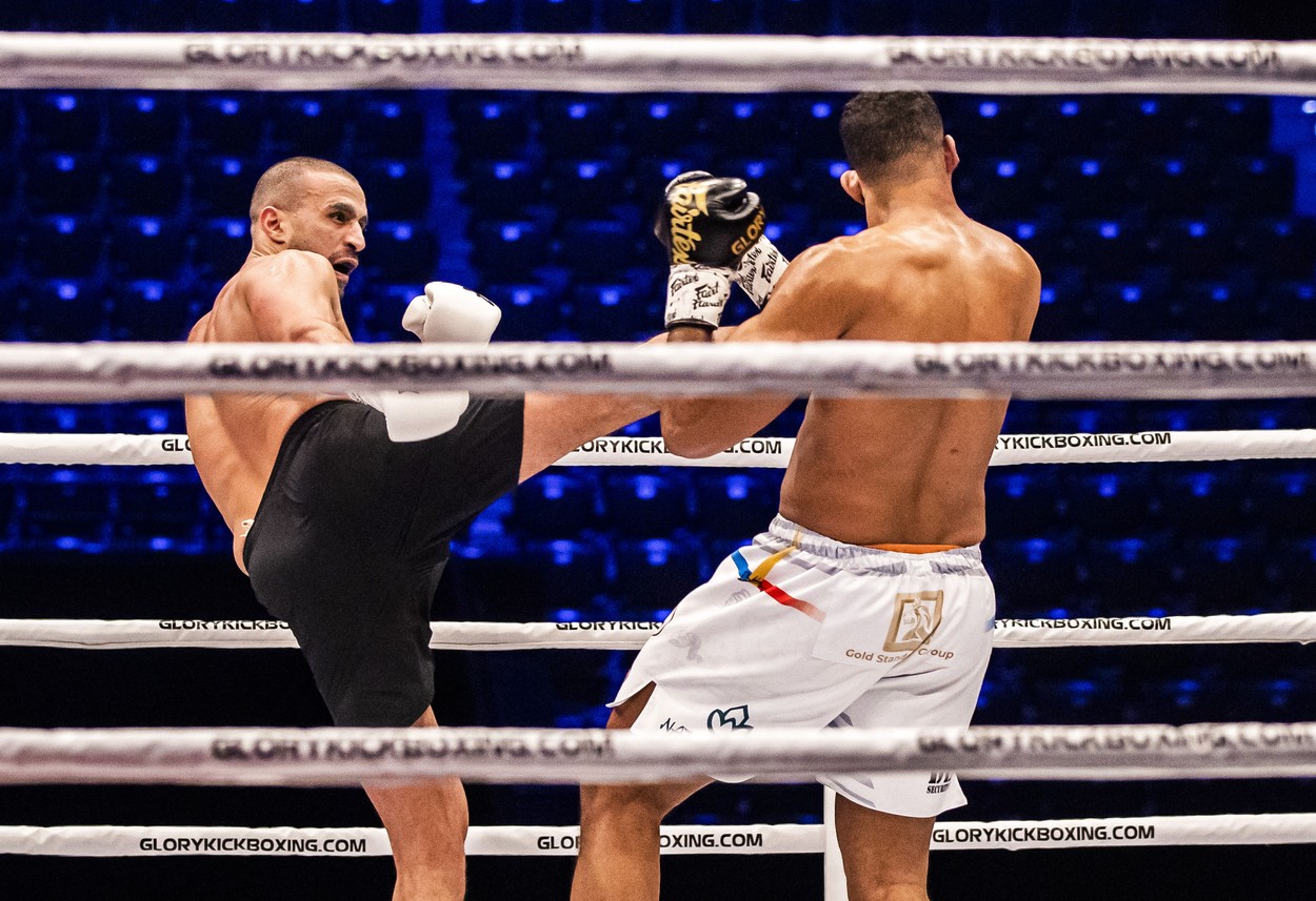 Badr Hari, arogant după ce a fost făcut KO de Benny Adegbuyi